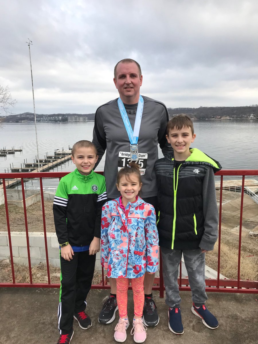 mstombaugh's tweet photo. Despite my poor showing a great morning and event to support FCA with the help of @FunLakeMO #bridgeanddamnhalfmarathon #maybetheyshouldhavecheeredlouder https://t.co/b2Yw79aOEA