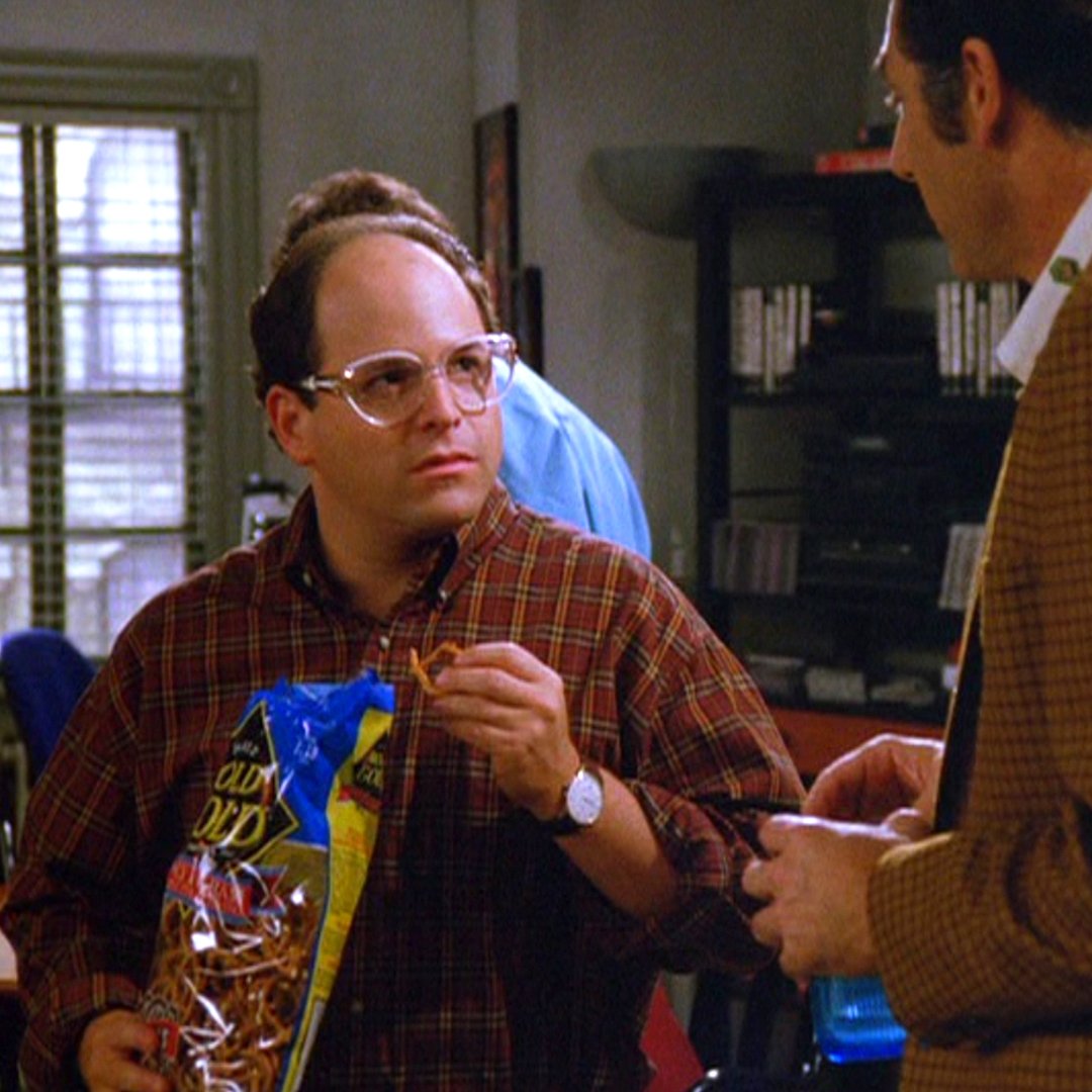 May I have one of those, madam?  “The Glasses” tonight on #Seinfeld! https://t.co/fejOr58zP6