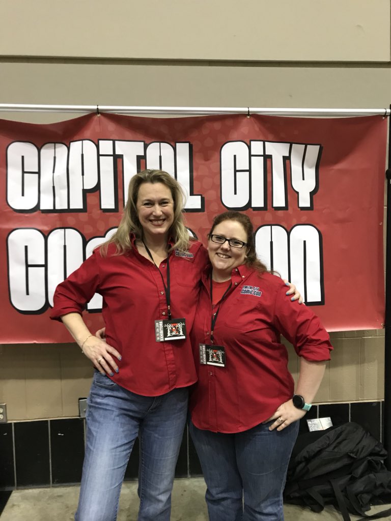 CCComicCon's tweet image. The women of @CCComicCon are on hand at @ShutoCon! Stop by and learn about #CapCity2018 @christinadejong @MissChelle86