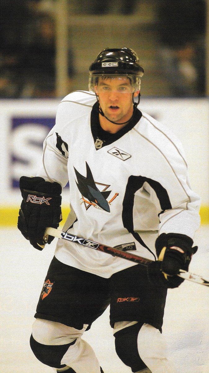 sjsharkshistory's tweet photo. Happy Birthday to late #SJSharks forward and 2001 sixth round draftee (no. 182 overall) Tom Cavanagh, who would've turned 36-years old today. #TC47 #TC9 https://t.co/vzJyPxiuSz