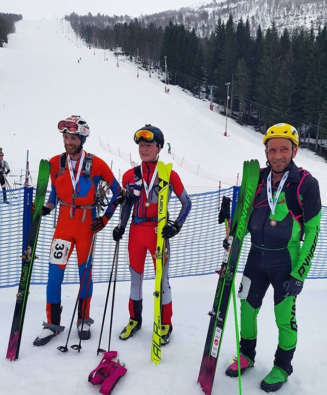 StrynRando3000's tweet photo. Topp 3 #StrynRando3000 2018! 🥇@sondre_svensli 🥈Jøran Grøvdal og 🥉 @klerudia #randonee #Stryn https://t.co/jJuoHzcISD https://t.co/38loNgId8j