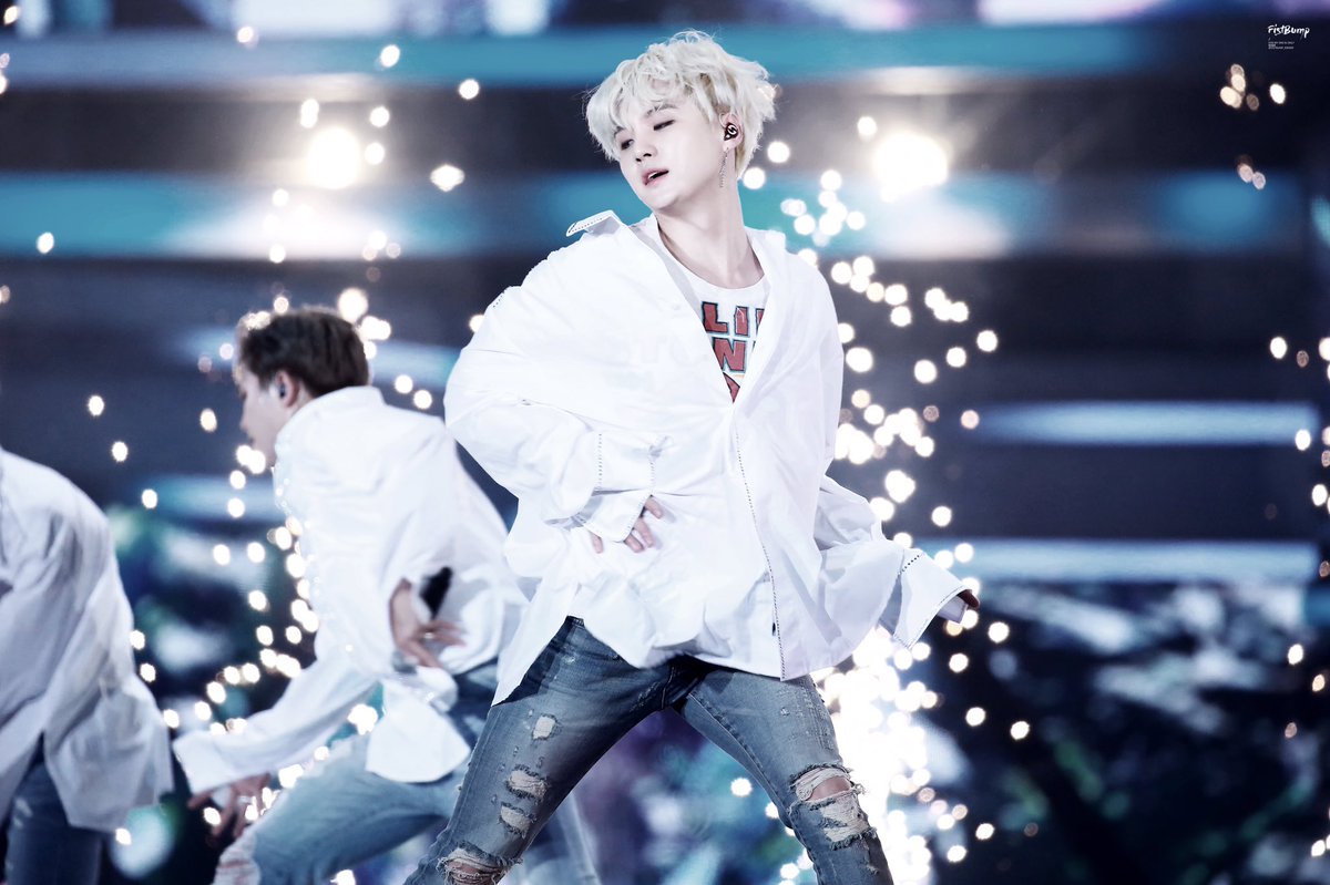 suga_zone's tweet photo. ▶️Beautiful... 💙
▶️Hermoso... 💙

#THOSFansBTS24M @BTS_twt https://t.co/XPevdyT3KA
