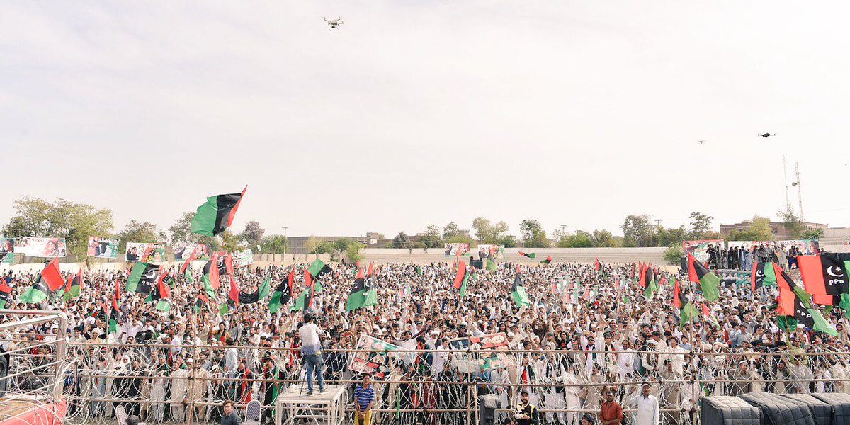 BBhuttoZardari's tweet photo. Thank You Bannu! Jiyalas attended despite the blistering heat!  I would like to especially thank the women who attended today, defying local customs to show their support for a peaceful , prosperous and progressive Pakistan. https://t.co/PdKmW60zIm https://t.co/0AWtlzSbvX