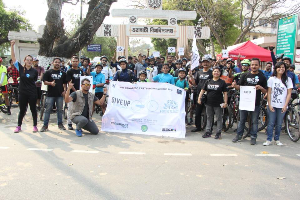 Earth Hour India tweet media