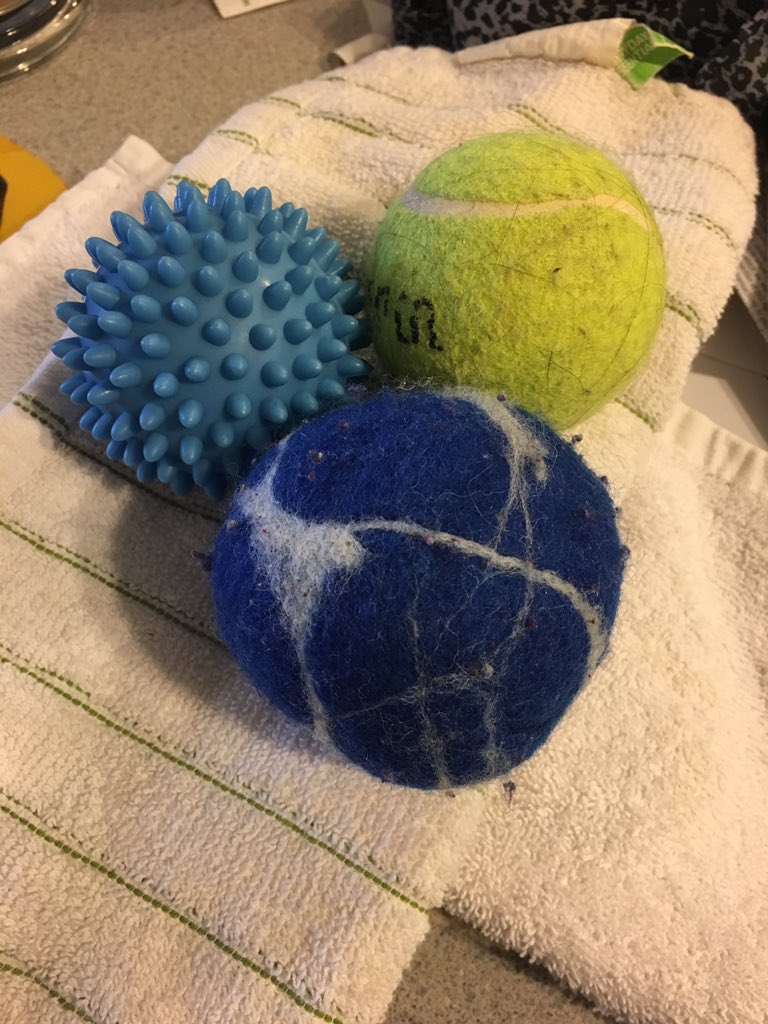 redworm_mama's tweet photo. #yegmcr #lotsoflittlethings series

1. DRYER BALLS
No more fabric softener or dryer sheets!  I have collected a few types and usually throw a handful in per load.  Quickens dry time and no more plastic bottles of chemically smelling softener!  #winwin #laundrylikeaBOSS https://t.co/1nNdAzBbGL