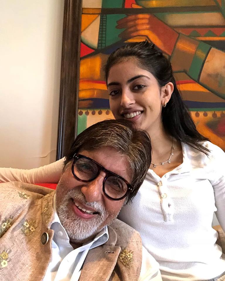 vdesilive's tweet photo. All smiles for megastar Amitabh Bachchan with his grand-daughter Navya Naveli Nanda
#vDesi #vDesiMedia #vDesiLive #vDesiRadio https://t.co/ZqsBwovNDH