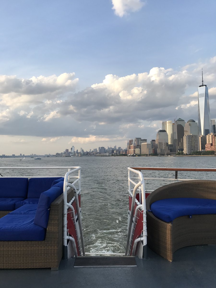 HudsonsNYC's tweet photo. Join us on the top deck for amazing views  🏙 https://t.co/R2kzqIOB2I
