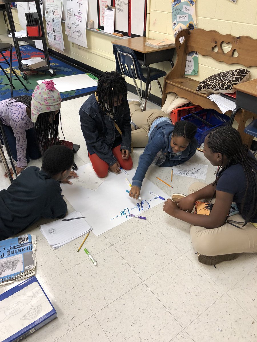 AAGreatness's tweet photo. Students who work together learn together! 5th grade scholars! #groupwork #Project2020 @ChiTownEdu @BethuneES https://t.co/AOxRoaFBVt