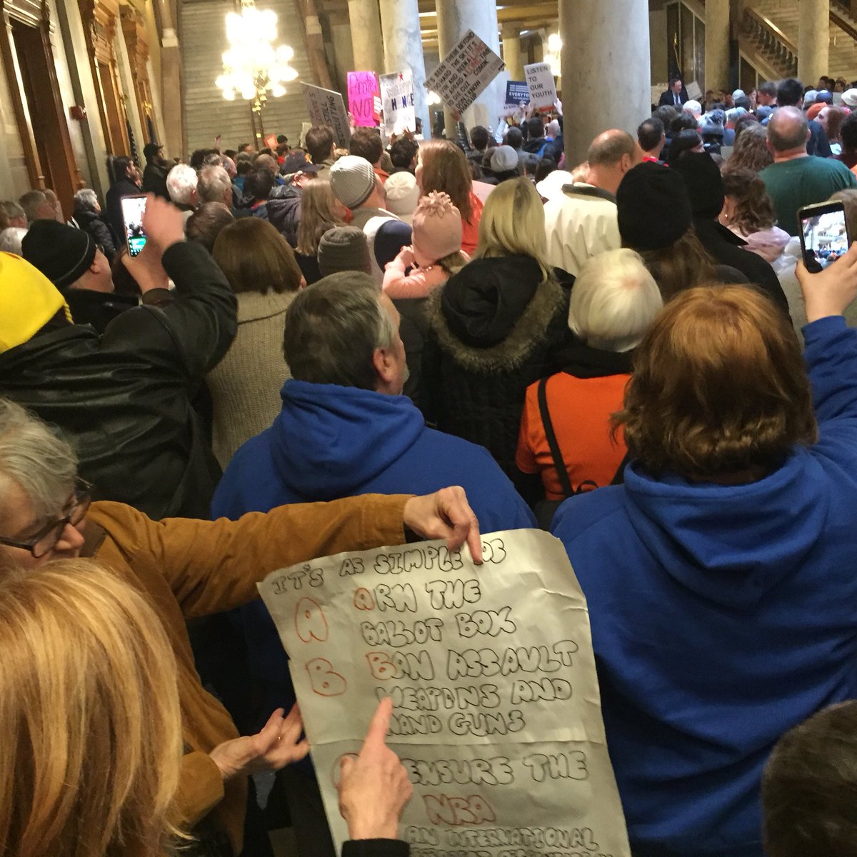 AllSaintsIndy's tweet photo. At the Indiana State House in #Indy #MarchForOurLives #MarchEpiscopal https://t.co/T8l8Cp5SsA