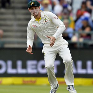 News24's tweet photo. BREAKING: Cameron Bancroft, Steve Smith admit to ball tampering: https://t.co/JjIezcQwet https://t.co/nQwhXKTtm8