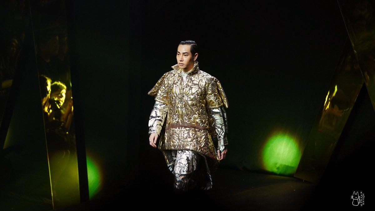 kanongsquad's tweet photo. โครงหน้าโมเจลล 💫
#เป๊กผลิตโชค #palitgallery #knsqgallery #NAGARA2018xPALIT https://t.co/eVlNwYwC9x