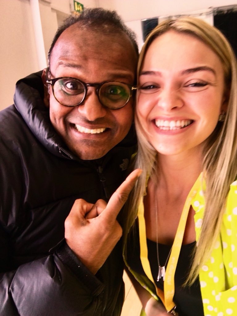 the_drama_box's tweet photo. Incredibly inspiring and challenging workshop with the amazing @rameshmeyyappan exploring visual language in drama ✨ #ytasconvention https://t.co/GWc7ZOZbhf
