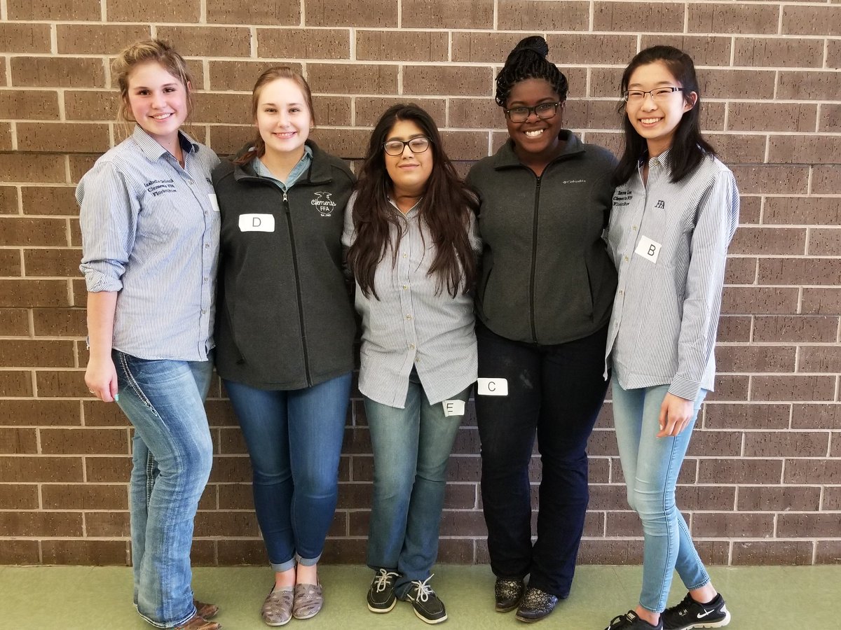 ClementsFFA's tweet image. Floral team placed 10th at the competition today in College Station! Way to go girls!!