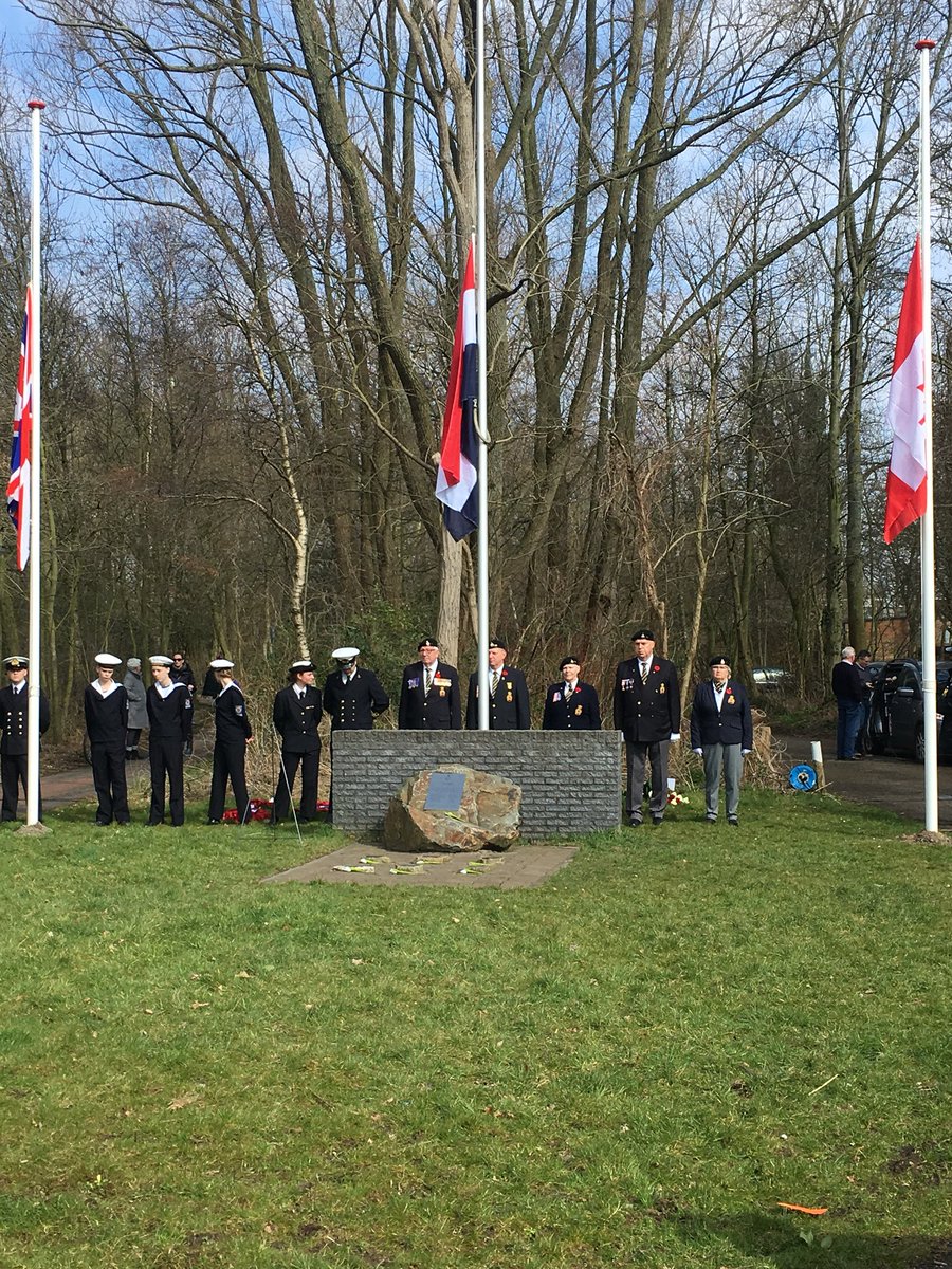 terMeulenCanada's tweet photo. Moving #commemoration ceremony today #WW2 #Vlaardingen #Wellingtonaircraft #CanEmbNL #Canadianveterans https://t.co/MatS8pAYUX