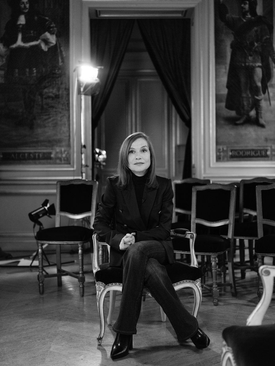 nikosaliagas's tweet photo. #50mninside now @50inside avec notamment @bigfloetoli #IsabelleHuppert https://t.co/AgES1ifFfO