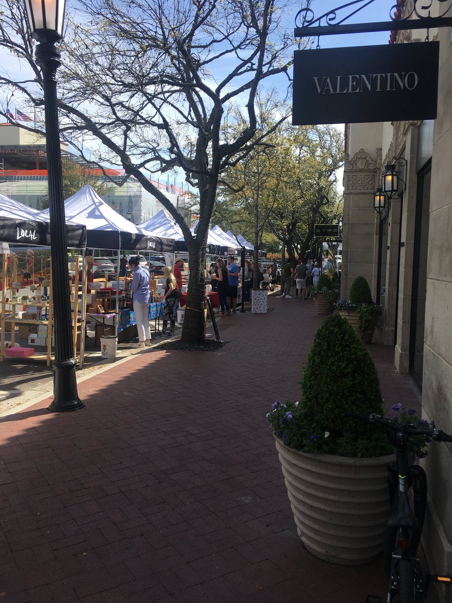 Local is back at Highland Park Village.   What a beautiful day to showcase local vendors. Come down if you can, some really great small companies from our community.  #hpvillage #hpvillageLOCAL