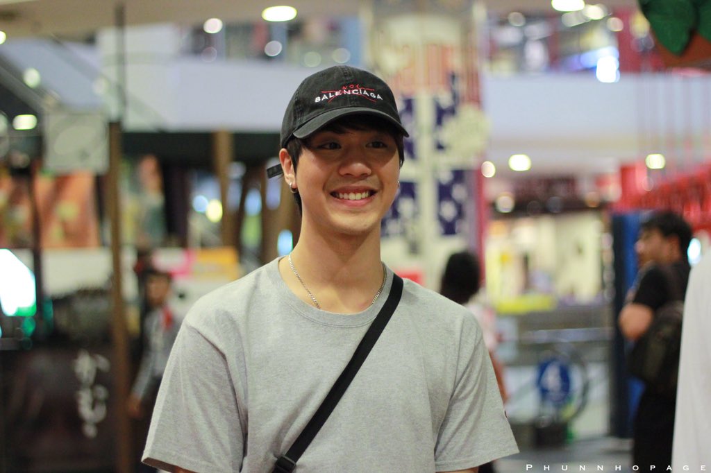 🎶 ก็คนมันคิดถึง อยากให้เธอมาหา 
อยากจะมีเวลา เจอเธอลำพังเหมือนที่เคยเคย 🎵
#คิดถึงจังมาหาหน่อย 
#Whitewo <a href="/n_whitewo/">whitewo</a>