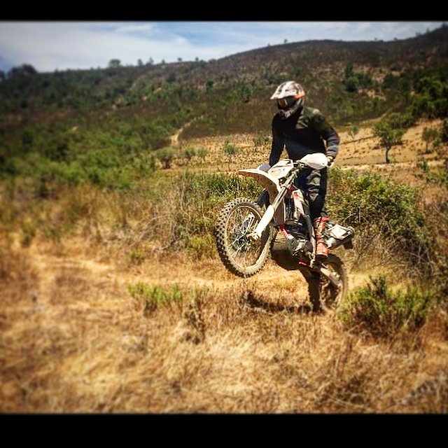 1 more seat available for #Trailriding #Enduro #Tour next 31st and 1st email us on info@sandytoes-algarve.com