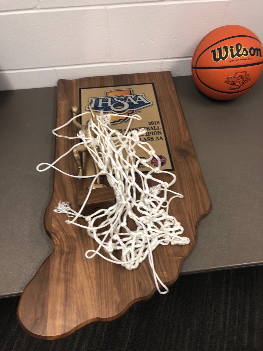OH_BallCoach's tweet photo. In other news...oak hill boys basketball are 2A State Champs!! https://t.co/1XVS5lrnQk