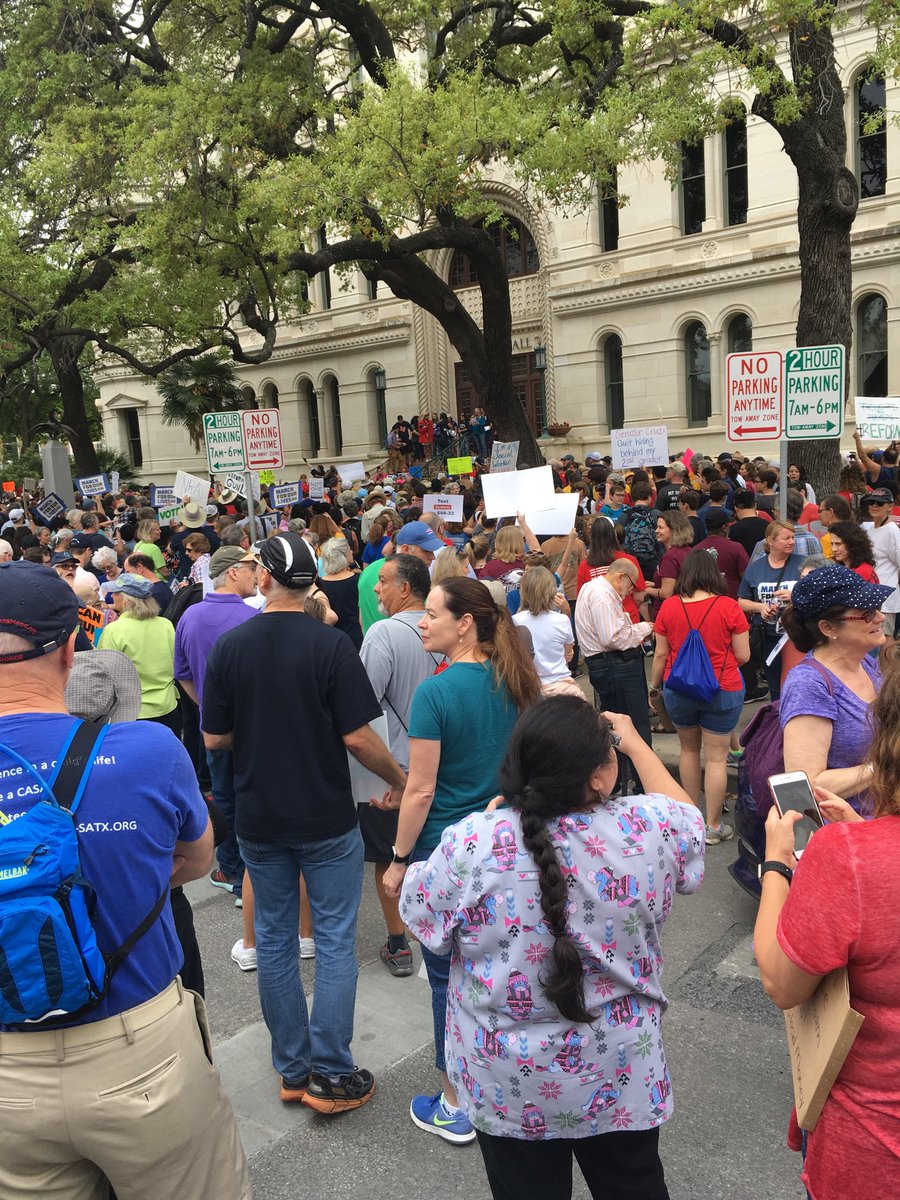 #MarchForOurLives #SanAntonio @Emma4Change