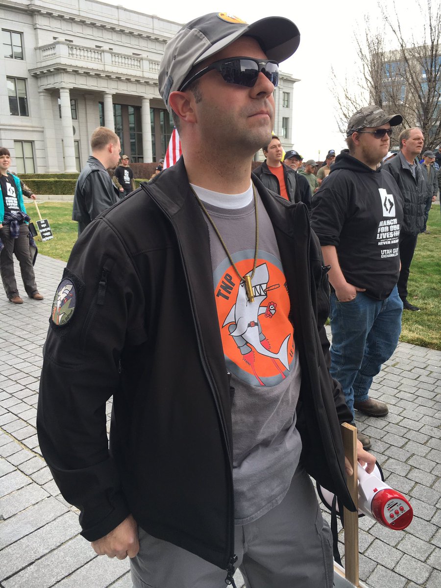 Nutnfancy's tweet photo. TNPrs showed up in great numbers, strong families teaching their children proper principles as it should be. https://t.co/d0d3o9Vhbx
