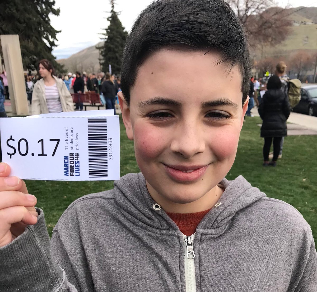 natehoIe's tweet photo. This is how much this child’s face is worth to the NRA. They’ve spent $0.17 per student in lobbying dollars to ensure their agenda matters more than your child’s life.

Retweet if you’re against the @NRA 

#MarchForOurLives   #NeverAgain https://t.co/SluH6RqWHW