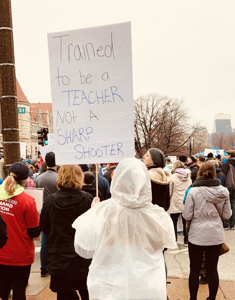 teachers should be armed with books, not guns. #marchforourlives