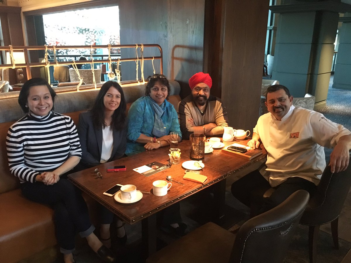 FairmontStA's tweet photo. Thanks to Chef Tony @McTSingh for stopping in to see Chef Cyrus and the lovely Previn! @ctodiwala @MrsTodiwala @GinaMcAdam https://t.co/3HVyAsXXLH