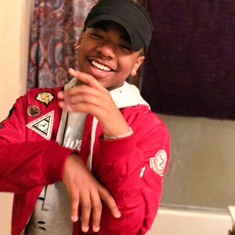 Lihle53150242's tweet photo. Who's ur daily crush dancer 

RT for ayo n teo.         Like for kida https://t.co/XJktTYNNAo