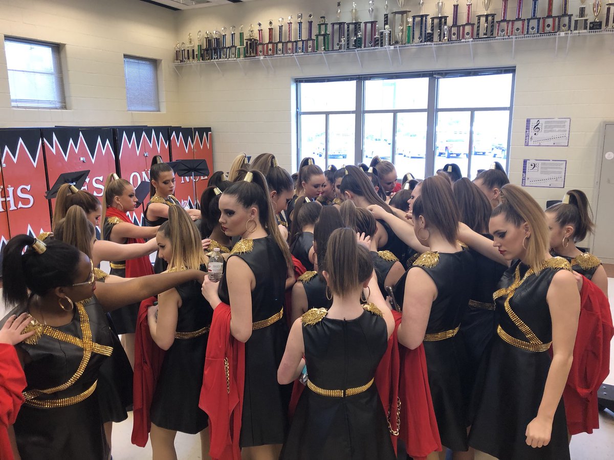 Up next is Atlee Elegance! They are warmed up and ready to put on a great show! Come see them in a couple minutes at 1:30! 
#GetClassic
