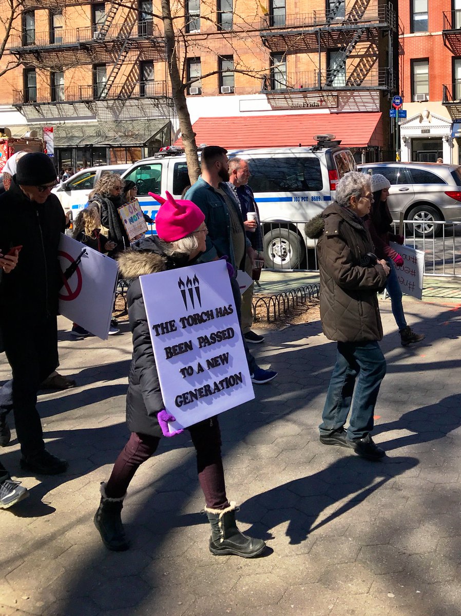 ayresomeboy's tweet photo. Thousands marching in NYC #marchforourlivesnyc #MarchForOurLives https://t.co/tuVsnJ0K0J