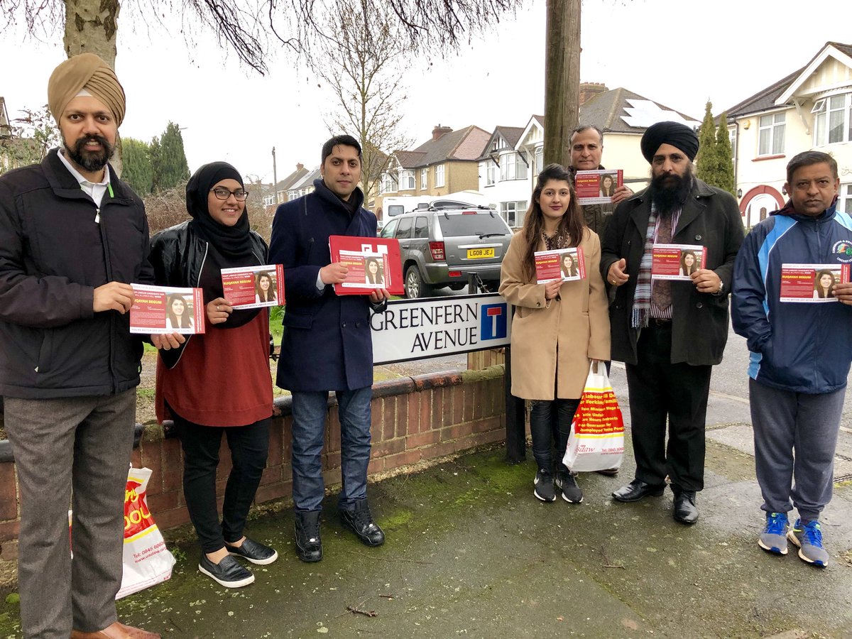 TanDhesi's tweet photo. Come rain, shine or snow, #Slough @UKLabour #LabourDoorStep out in force, listening to residents’ concerns & getting out our message of past achievements & future plans. Another productive campaign day starting off in morning with #LangleyStMarys, then #Upton, #Baylis & #Haymill. https://t.co/5yPWMQK84x