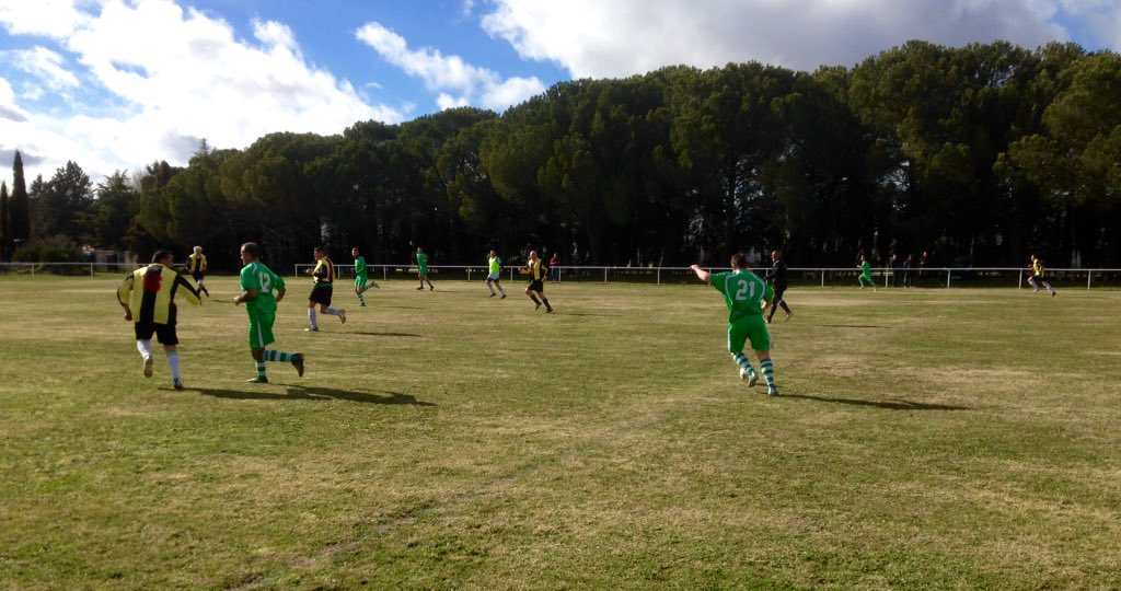 CFVilloldo's tweet photo. 📌 Jornada 5

🔥 @CFVilloldo 3 - 0 Saldaña

⚽️ @jorge_villoldo 
⚽️ @tatin_villoldo 
⚽️ @eduardoghp 

#VamosVilloldo💚
@interPalencia https://t.co/J4OaNE15ji