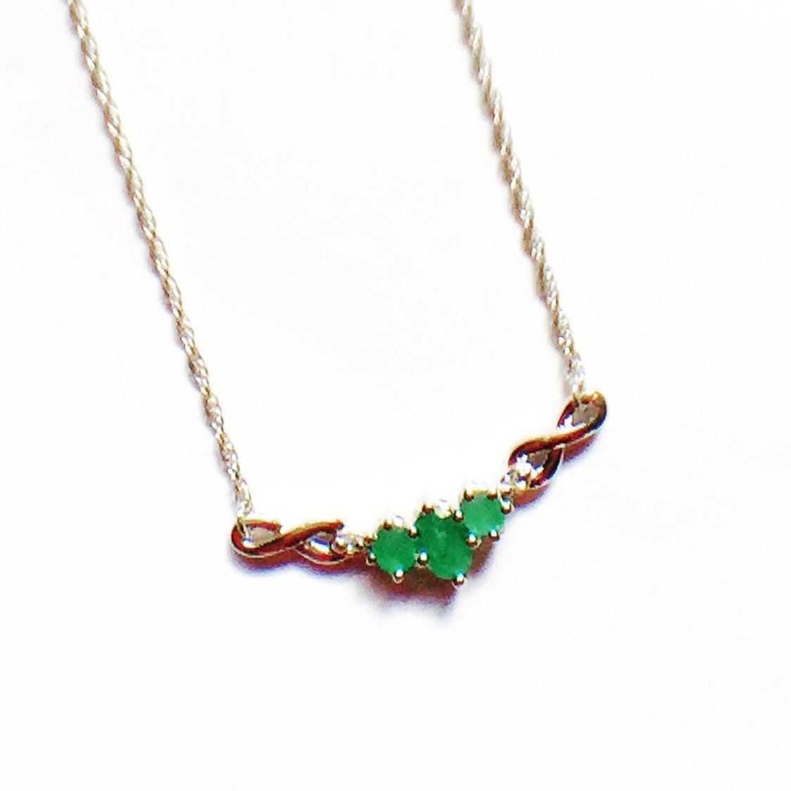 morninglaurie's tweet photo. #Emerald Infinity #Necklace in #Platinum #Handmade #NorthCoastCottage #Jewelry https://t.co/vid2Nli4yt #anniversary #birthstone #giftideas https://t.co/bRu6NDq1rS