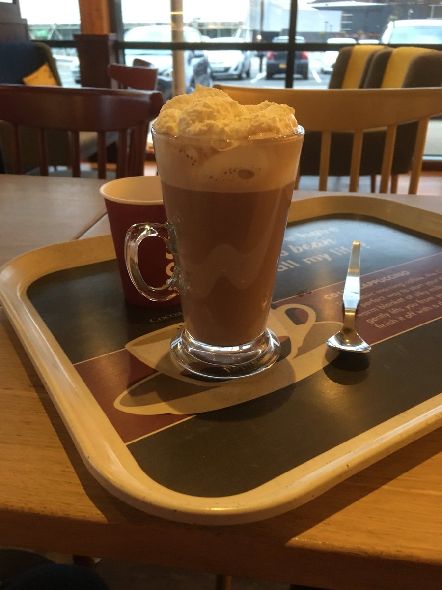A nice hot chocolate <a href="/CostaCoffee/">Costa Coffee</a> to finish the day from <a href="/dddcymru/">DDD Wales</a>. Thank you to all the organisers, speakers and sponsors for making the day possible!