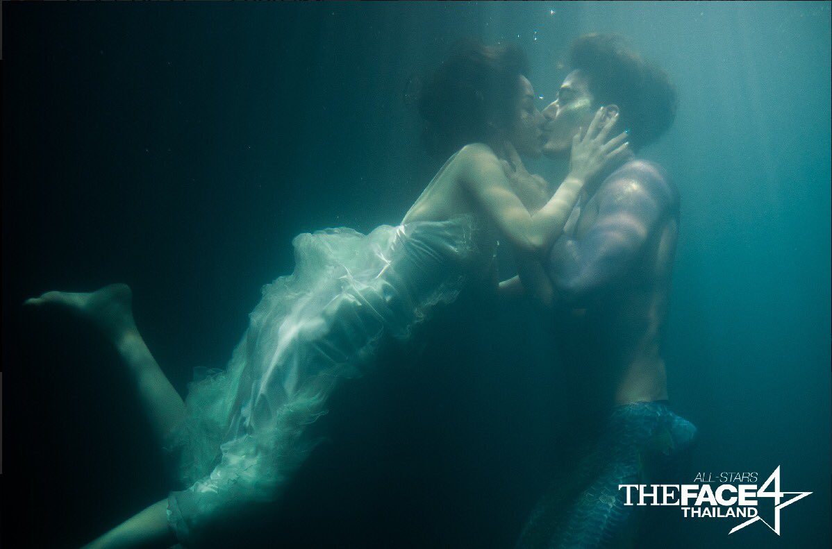 ขอบคุณทุกคนนะคะ ไม่ได้อยากบอกว่าตัวเองกลัวให้ดูน่าสงสาร ไม่รู้เหมือนกันว่าหน้างานทำออกมามันจะดีหรือไม่ ไม่ได้อยากถ่อมตัวเพื่อทำดีให้คนชม แต่มันเป็นคำถามตอนสัมภาษณ์ว่าว่ายน้ำเป็นมั้ย..ก็ตอบไป ก็เท่านั้น ใครจะรู้ล่วงหน้าว่าจะทำออกมาดีรึป่าว ถ้ารู้จะบอกแต่แรกเลยว่าชนะชัวร์ค่ะวันนี้!