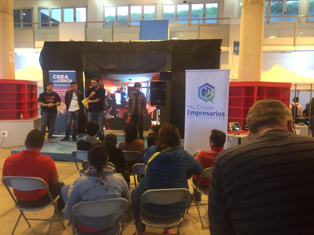 MercaJuegos's tweet photo. #CreaConCiencia @Los_Realejos tercer día hoy la visita de #TeideSat compitiendo x mandar un satélite con @Erealejos @lauralimagarcia @anibalochevi https://t.co/4WctGfIQqO