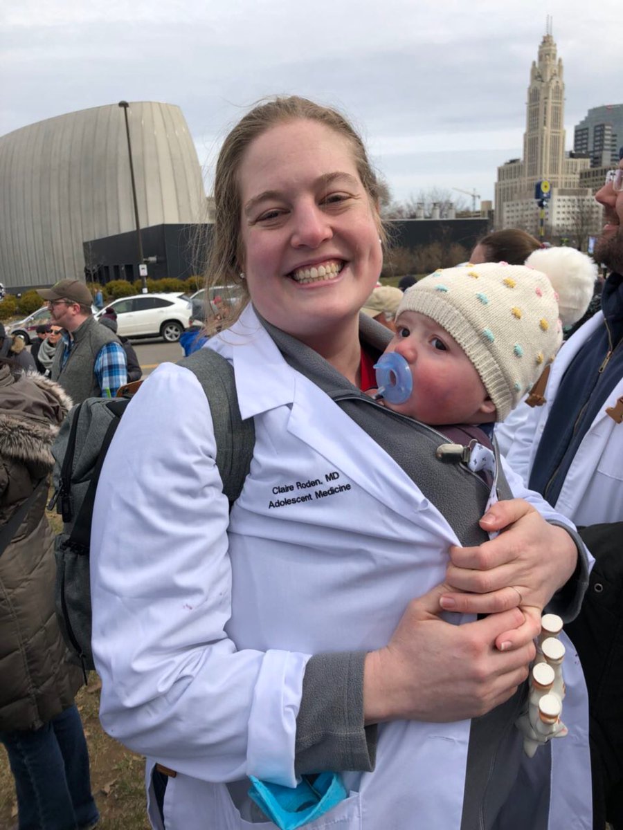 Doctor @ClaireRoden marches for her patients and her new baby girl  <a href="/PhysiciansAN/">PAN</a> <a href="/MomsDemand/">Moms Demand Action</a> <a href="/MomsRising/">MomsRising</a> #MarchForOurLives
