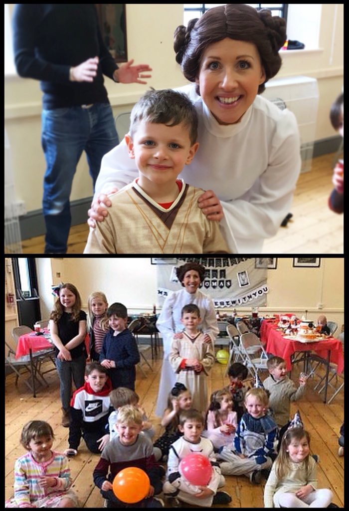 AmyzingParties's tweet photo. May the force be with you 💫🌑
Our little Jedi’s had lots of fun celebrating Thomas’ 6th birthday today! 🎉
#starwars #starwarsparty #princessleia #amyzingkidzparties #childrensparties #childrenspartieswales #kidsparties #walesparties #cardiffparties #entertainment #birthday https://t.co/SFD4hJZtXk
