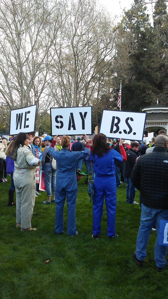 SeanKenneySport's tweet photo. Three citizens rally with strong signs against gun violence at the Walnut Creek "March for our lives" rally. #120event2 #MarchForOurLives https://t.co/irPLRosLYc