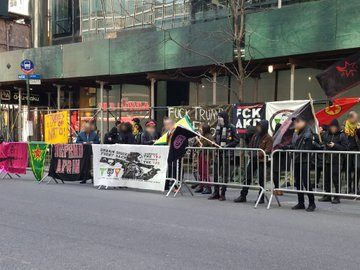 View image on Twitter