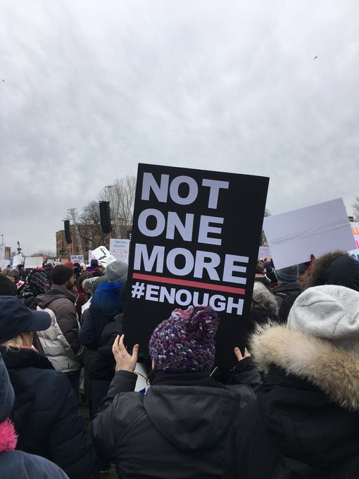 Big crowd in Chi-town #march