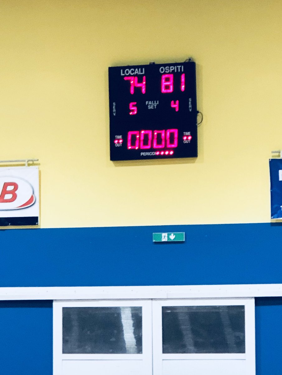 Con qualche affanno la portiamo a casa! Mercoledì c’è il derby col Ruvo, riempiamo il PalaGentile 💛💙 FORZA RAGAZZI!