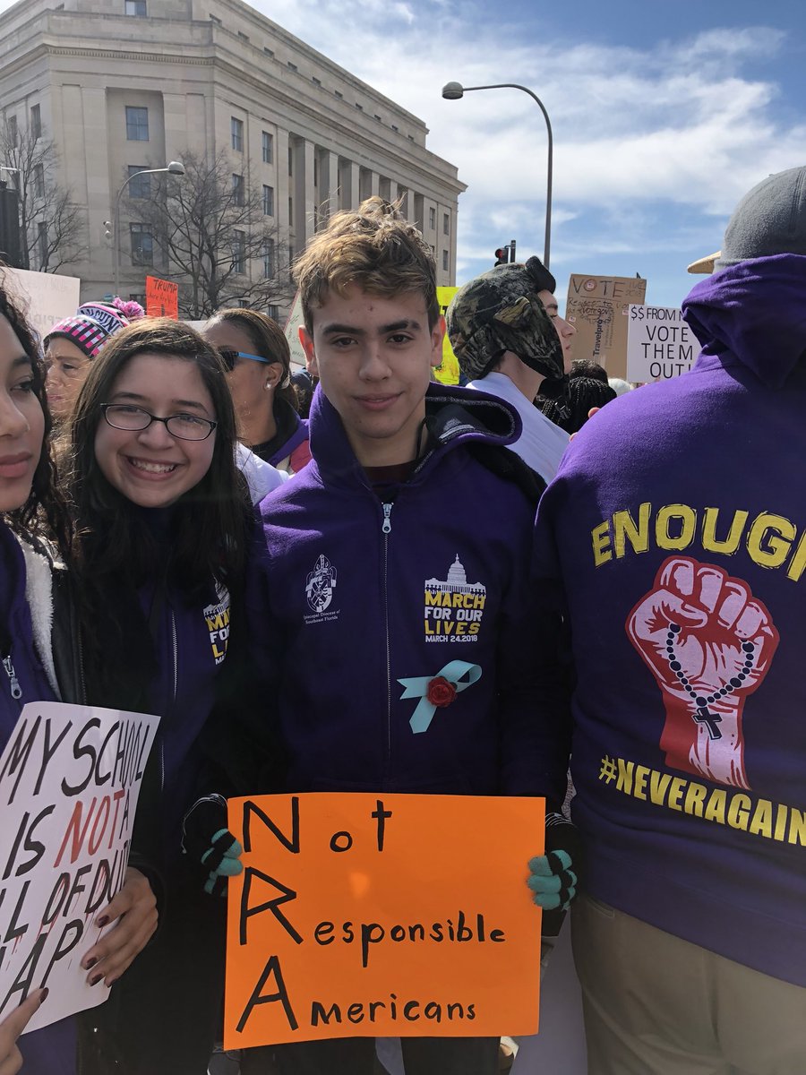 ctbishopian's tweet photo. Young Episcopalians from the Diocese of Southeast Florida. #MarchForOurLives #ECCT #TheCrossLobby https://t.co/nzfZxAai97