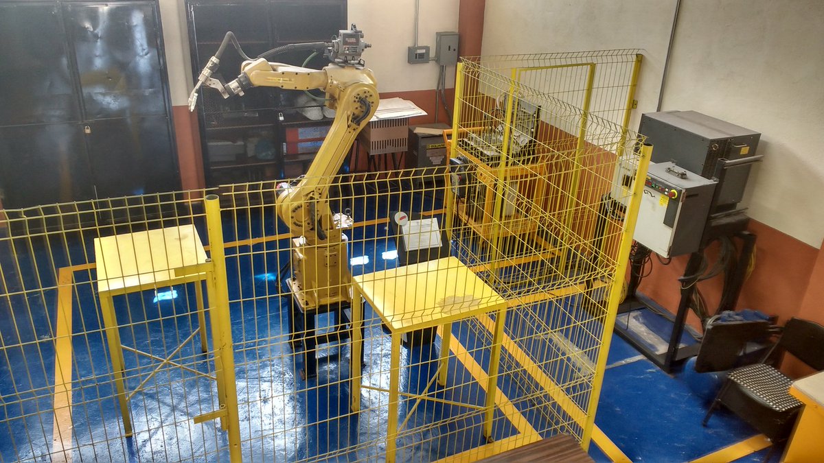 ingfcotorres's tweet photo. Celda de prácticas para la especialidad de Producción Industrial @CETis048 @SEducacionCoah https://t.co/36C7FpOOM7