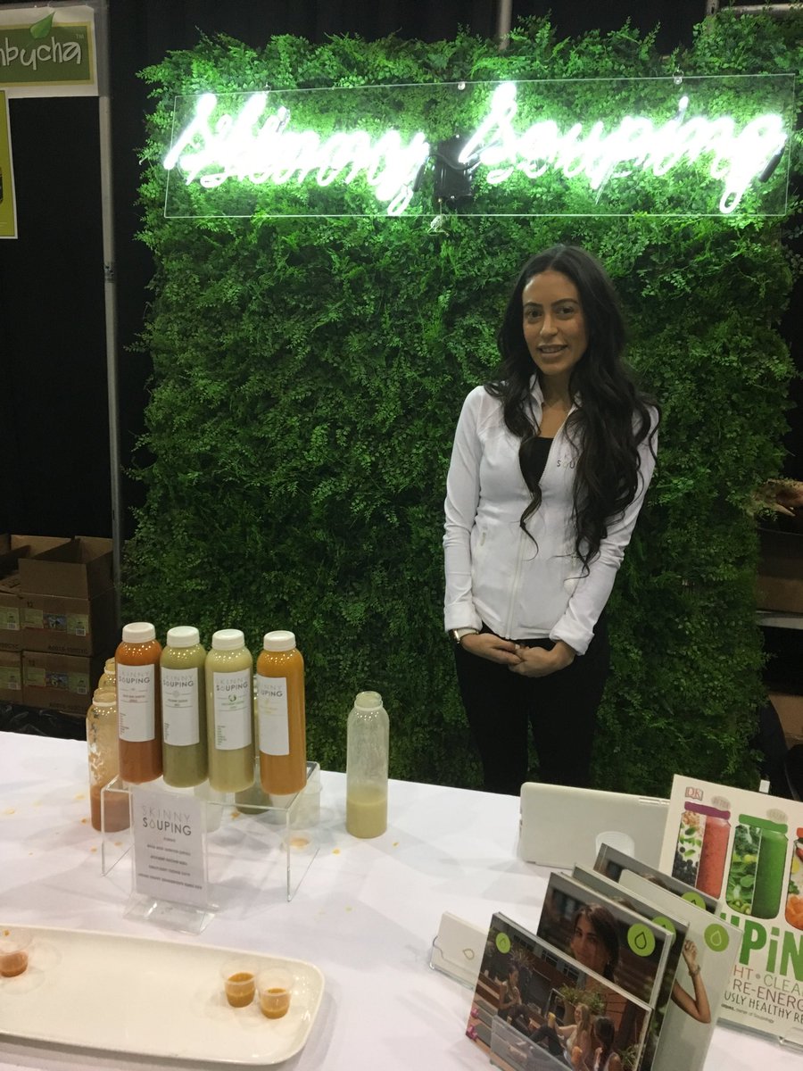 VirginiaALee's tweet photo. Said hi to @AlisonVelazquez of @SkinnySouping at #goodfoodEXPO. #skinnysouping #detox #soupcleanse https://t.co/E4kIamErRE