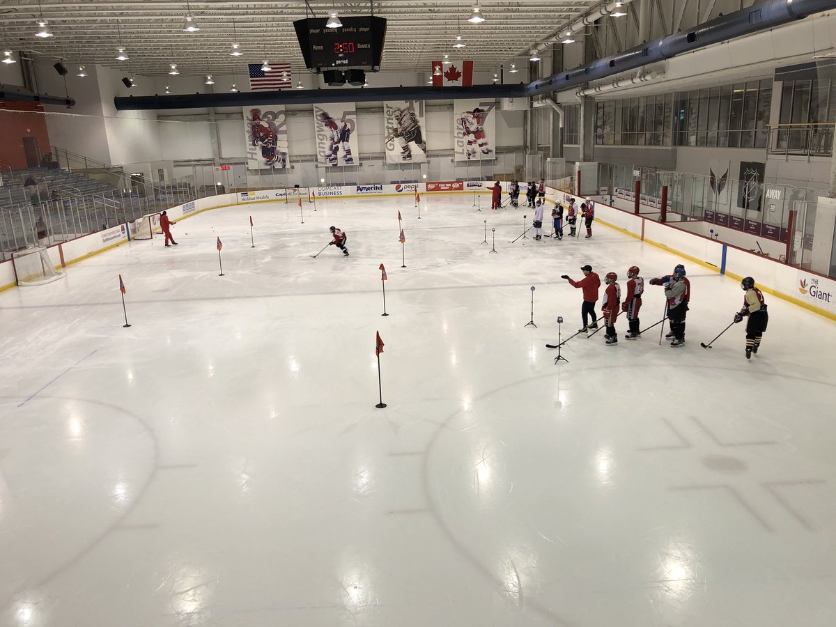 CapsYouthHockey's tweet photo. Today’s the day! Our 2018 Capitals Combine &amp; Fair presented by @AAAMidAtlantic is bringing high school players and college coaches together! #AAA #HighShoolHockey https://t.co/LSGkLKGp2a