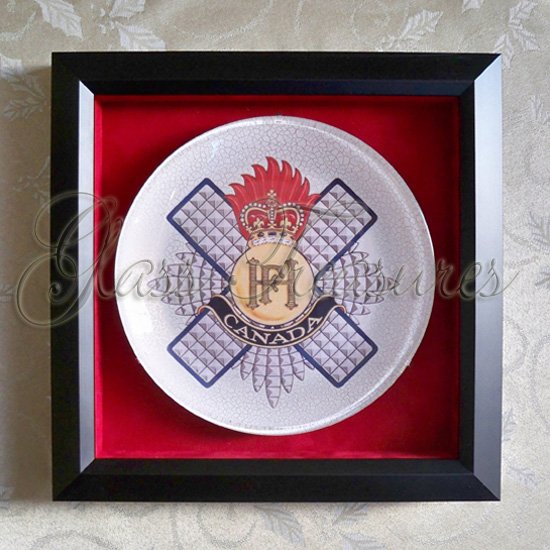 📢Today’s feature is the Royal Highland Fusiliers of Canada Badge Plate. To all members, past and present, thank you for your service! 🇨🇦 #31CBG #CAF #CanadianArmy #CanadianArmedForces #Canadiansoldier #CanadianVeterans #cadpat #heroes #RCAF #RCNavy #military