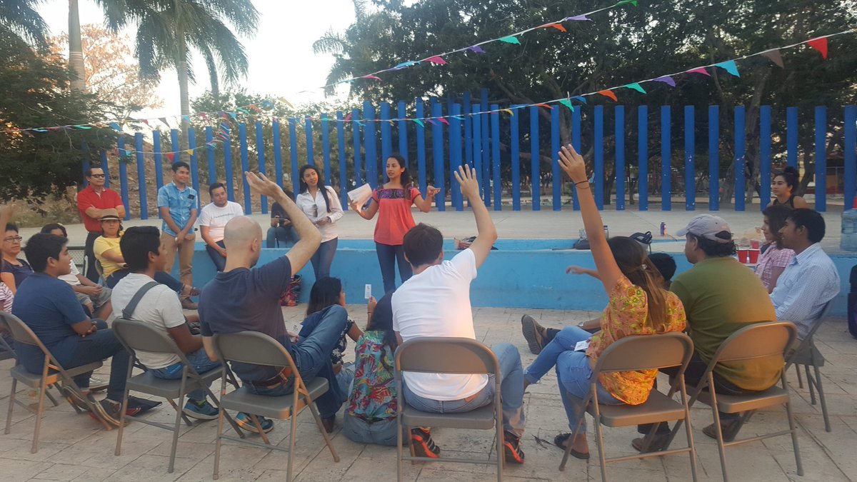 "En la democracia, las intenciones no son suficientes, tenemos que ser activamente políticxs para lograr las transformaciones que queremos". #4toencuentro #Cáelealawiki
