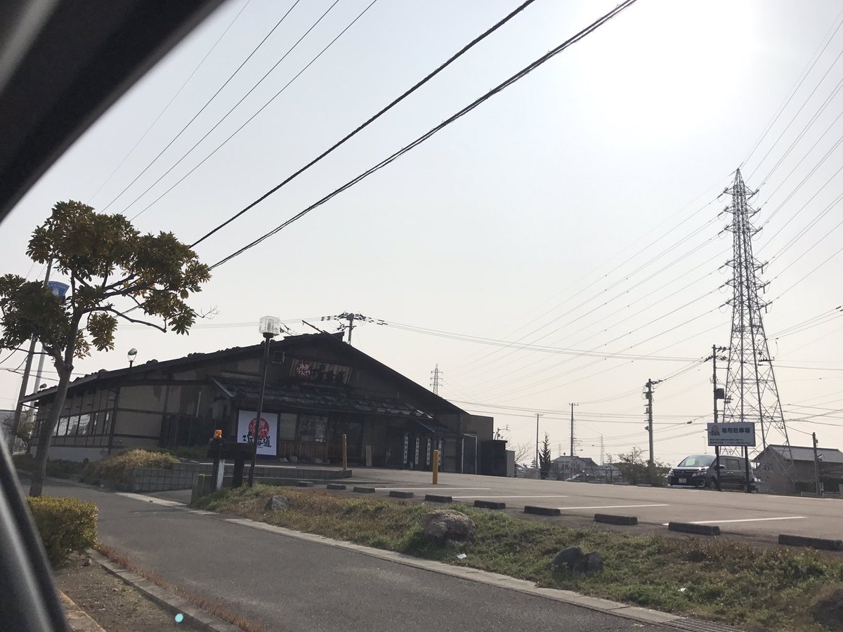 ひろらいなー 昨夜火事があった多度津の浜海道 ひろらいなー 昨夜火事があった多度津の浜海道